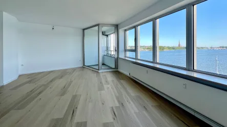  - Wohnung kaufen in Schleswig - Die beste Aussicht über die Schlei! Modernisiertes 1-Zimmer-Apartment 