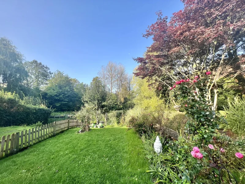 Teichblick / Sonnigen West-Garten