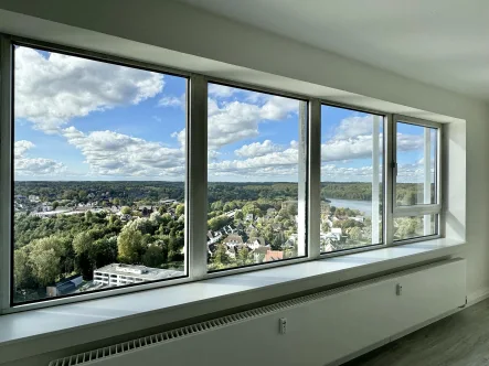  - Wohnung kaufen in Schleswig - Erstbezug nach Modernisierung! 1-Zimmer-Apartment im Wikingturm im 24. OG