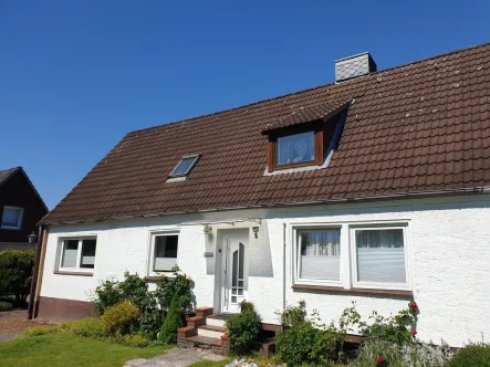  - Haus kaufen in Heikendorf - DHH in Heikendorf