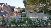 Carports und Garten