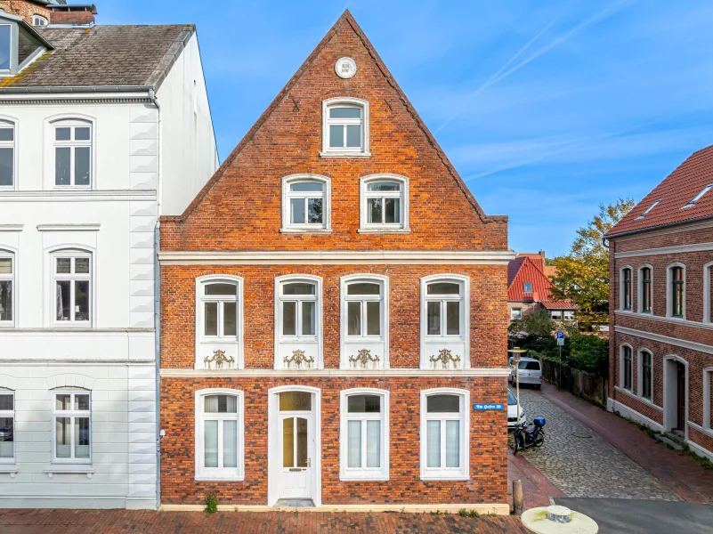 Eine Ansicht zum Verlieben. - Haus kaufen in Glückstadt - Nah am Wasser gebaut.