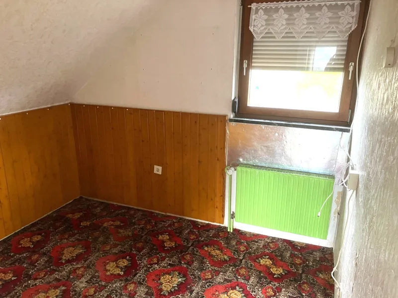 kleines Zimmer OG