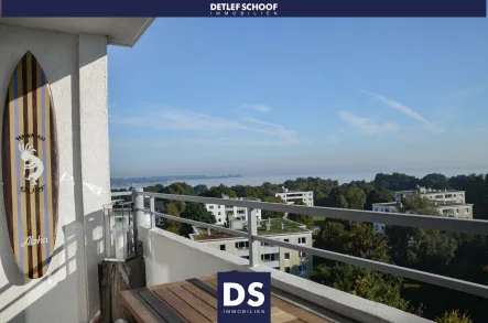 8889MS-01 Titelbild - Wohnung kaufen in Kiel / Schilksee - Liebe auf den ersten Blick - Hochwertig ausgestattete ETW mit traumhaftem Fördeblick in Schilksee