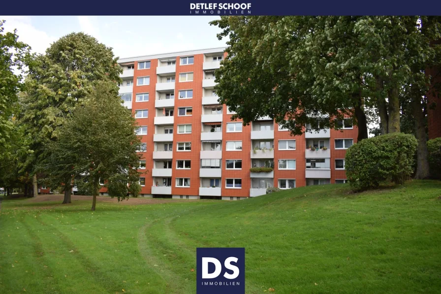 8928FS-01 Titel - Wohnung kaufen in Kiel / Südfriedhof - 3-Zimmer-ETW mit Balkon in zentraler Lage