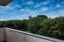 ... Ausgang auf den Balkon