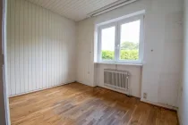 Kind 2/Büro