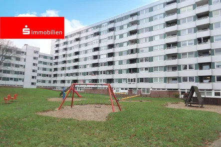 Rückwärtige Ansicht - Wohnung kaufen in Kiel - Gut geschnittene 4-Zimmer-ETW mit schönem Blick