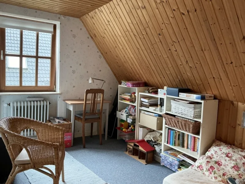 Kinderzimmer im OG