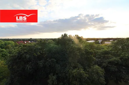 Ausblick über Kaltenkirchen - Wohnung kaufen in Kaltenkirchen - Reserviert:Zentral in Kaltenkirchen: Schwellenlose 92 m² große Eigentumswohnung mit Blick ins Grüne!
