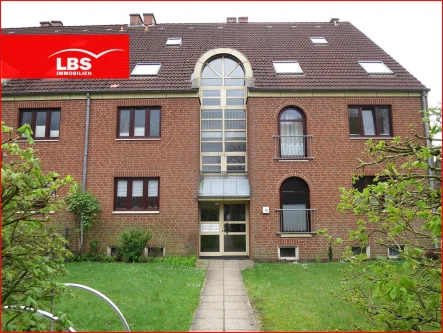  - Wohnung kaufen in Neumünster - Tolle Dachgeschosswohnung in kleiner Wohnanlage