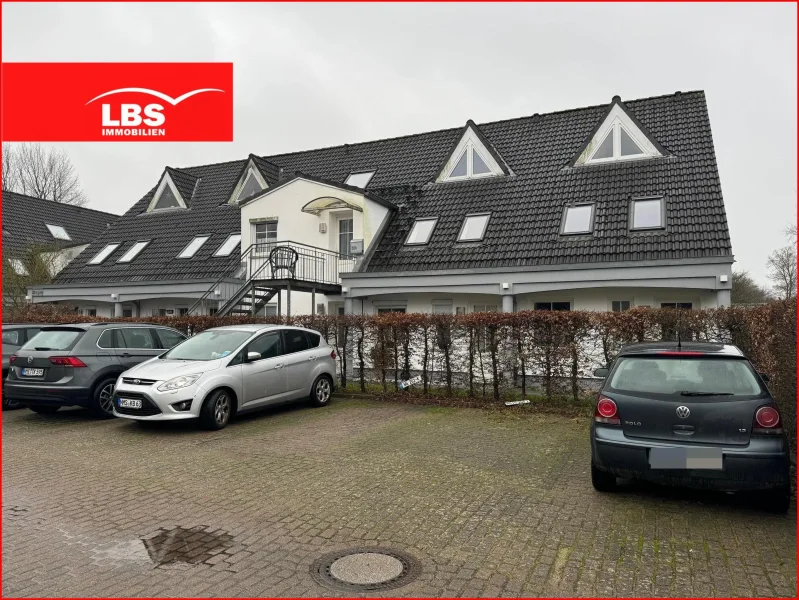  - Haus kaufen in Neumünster - RESERVIERT - Ideale Kapitalanlage - Mittelreihenhaus - gut vermietet