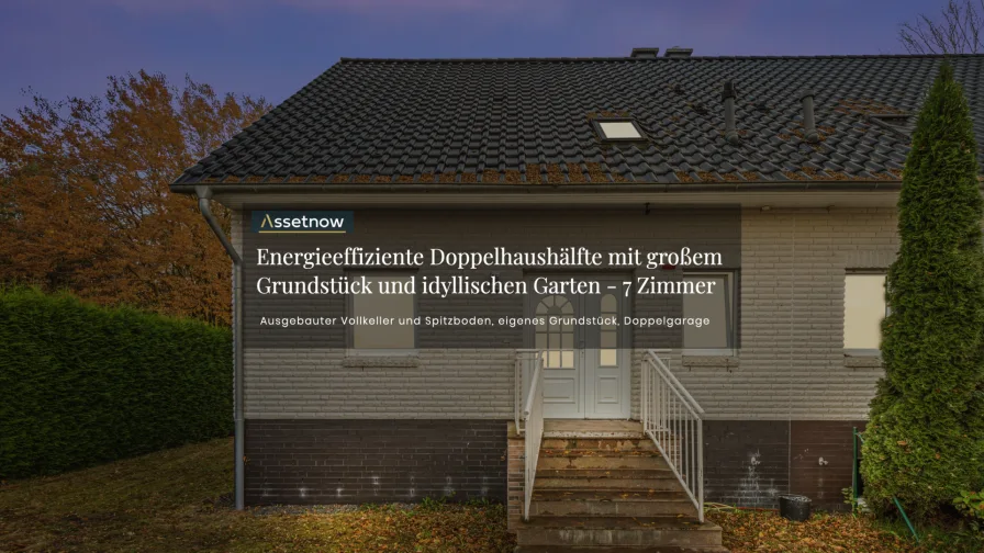 Deckblatt - Haus kaufen in Hamburg - Energieeffizente Doppelhaushälfte mit großem Grundstück und grüner Umgebung in HH-Langenhorn
