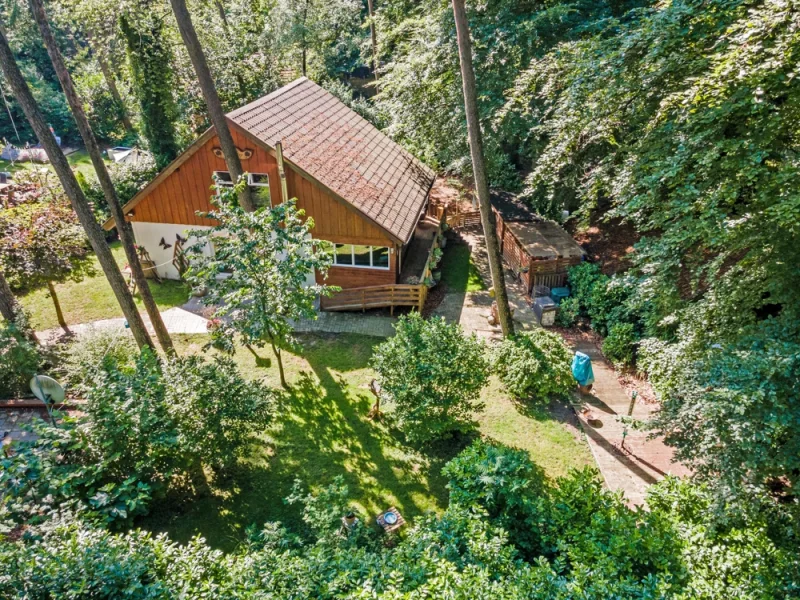  - Haus kaufen in Uelsen - Geräumiges Ferienhaus mit Veranda mitten in der Natur von Uelsen