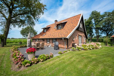  - Haus kaufen in Neuenhaus - Einzigartiger Bauernkotten in idyllischer Alleinlage von Neuenhaus - Grasdorf