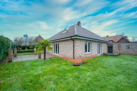  - Haus kaufen in Neuenhaus - #RESERVIERT# Großzügiger Bungalow mit Pool und Wohlfühlambiente in Veldhausen