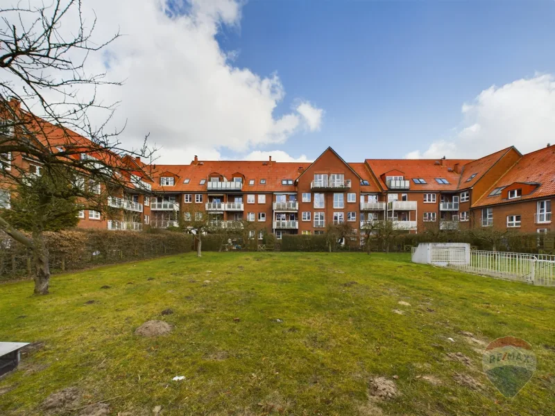 Gartenansicht - Wohnung mieten in Norderstedt - Frisch sanierte Wohnung in zentraler ruhiger Lage