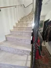 Treppe zur Wohnung