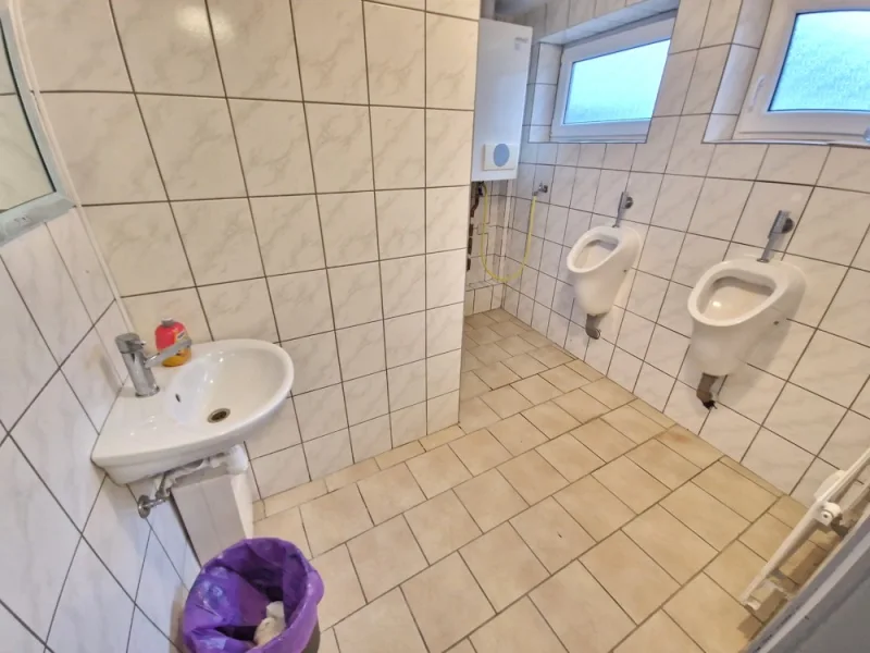 Herren WC  / Urinale