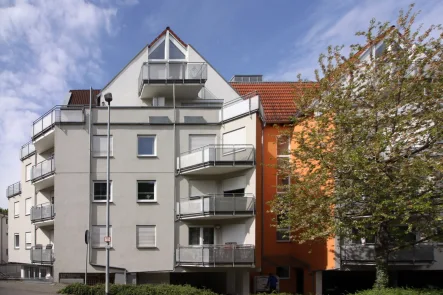 Aussenansicht - Wohnung kaufen in Ditzingen - 2 Zimmer Gartengeschoss-Whg.  mit Terrasse