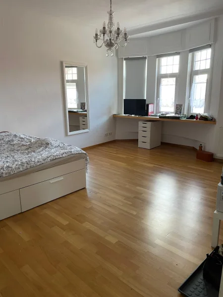 2b6836b5-b255-4b71-82aa-d5ed2c135f6a - Wohnung mieten in Kirchheim unter Teck - Schöne 4-Zimmer Wohnung im Zentrum