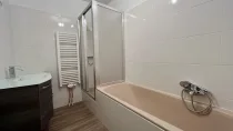 gepflegtes Badezimmer