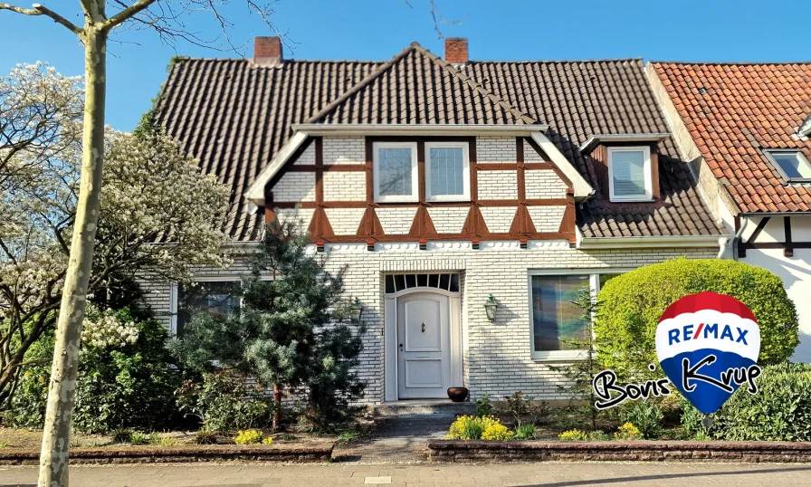 Straßenansicht - Haus kaufen in Walsrode - Mondänes Stadthaus in Walsrode-Stadt