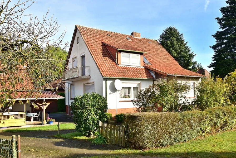  - Haus kaufen in Ahlden (Aller) - VERKAUFT: Solides 1-2 Familienhaus in Ortsrandlage von Ahlden