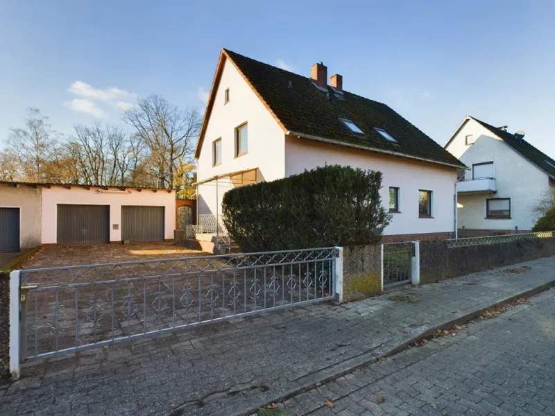  - Haus kaufen in Bomlitz / Uetzingen - Reserviert - Einfamilienhaus mit großem Garten