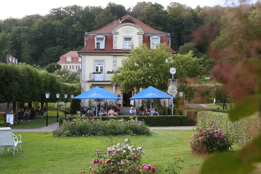 Gastronomie und Wohnen - Gastgewerbe/Hotel mieten in Bad Brückenau - Gastronomie und Wohnen - Löwenstarke Möglichkeiten inmitten einer einzigartigen Kuranlage