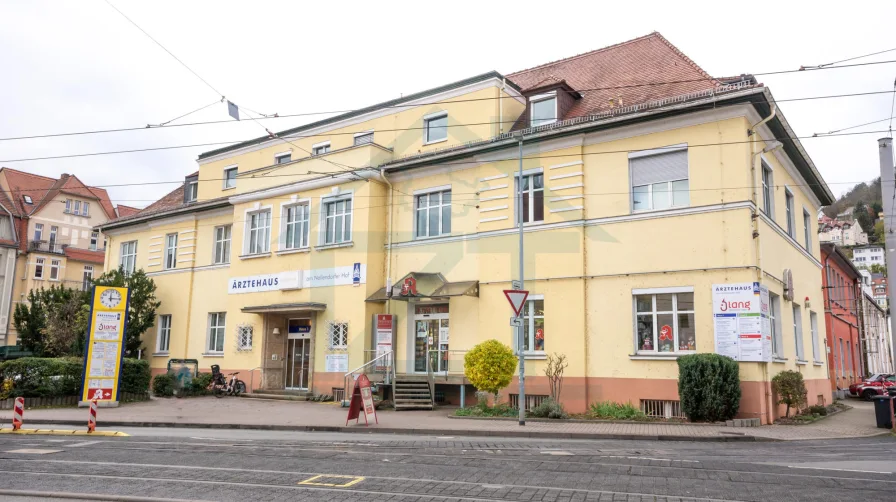 Außenansicht Ärztehaus - Büro/Praxis kaufen in Jena - Großzügige Praxisräume in einem Ärztehaus nahe Stadtzentrum Jena