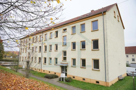 Ansicht Eingang Haus 4 - Wohnung kaufen in Uhlstädt-Kirchhasel OT Großkochberg - Sehr schönes Anlageobjekt mit 10 Wohnungen in Uhlstädt-Kirchhasel OT Großkochberg