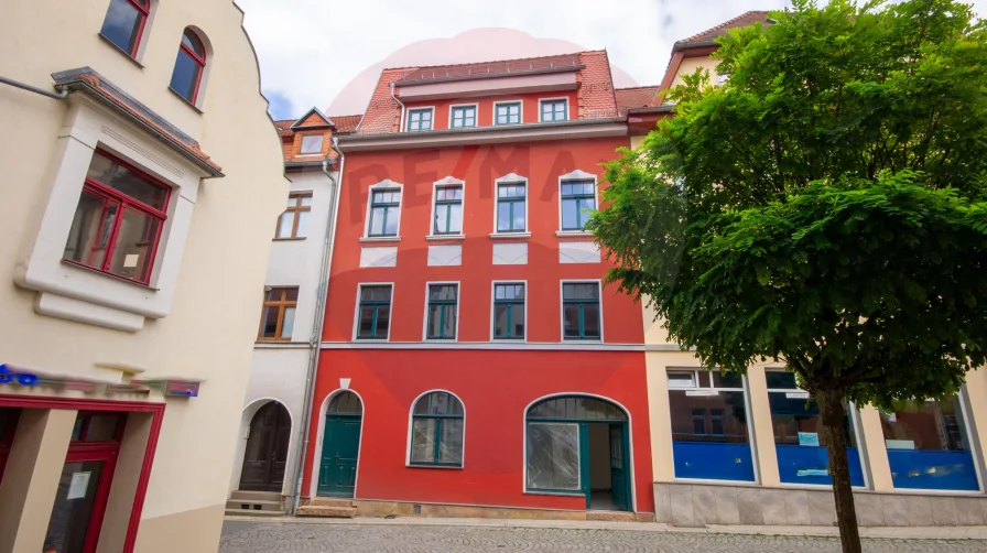 Außenansicht - Haus kaufen in Neustadt an der Orla - Aufwendig saniertes Mehrfamilienhaus mit Gewerbeeinheit im Zentrum von Neustadt/Orla