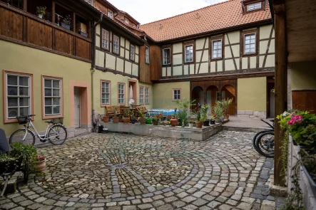 Innenhof - Wohnung mieten in Kahla - Praktisches Apartment im Stadtzentrum von Kahla