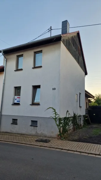 20220921_074334 - Haus kaufen in Beckingen - Beckingen: Einfamilienhaus mit ca. 105 m² Wfl., Garage und Garten sucht ambitionierten Handwerker!