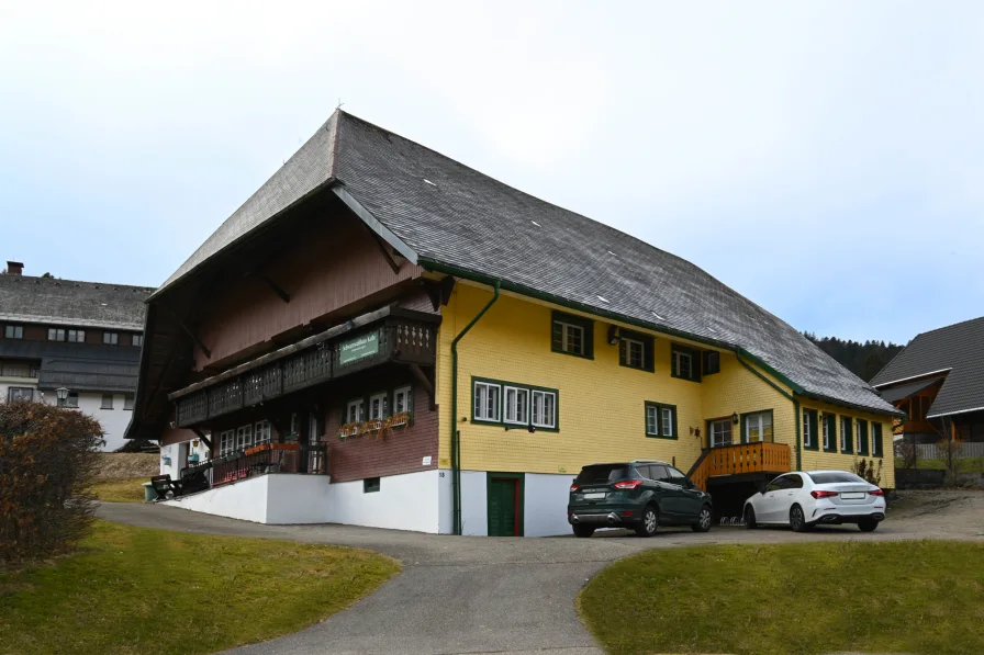  - Gastgewerbe/Hotel kaufen in Todtmoos - Charmantes Schwarzwaldhaus mit sieben Ferienwohnungen