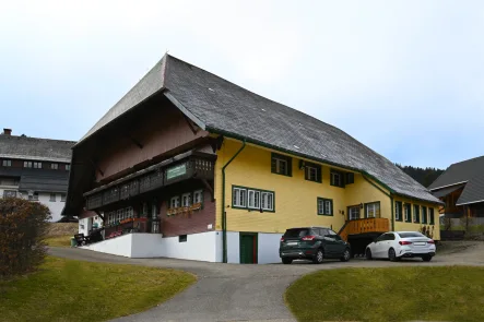  - Gastgewerbe/Hotel kaufen in Todtmoos - Charmantes Schwarzwaldhaus mit sieben Ferienwohnungen