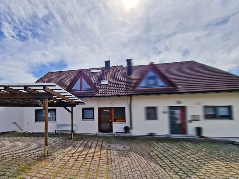  - Wohnung kaufen in Mögglingen - Helle 4,5 Zi. Maisonette-Whg. mit Panoramaaussicht über Mögglingen