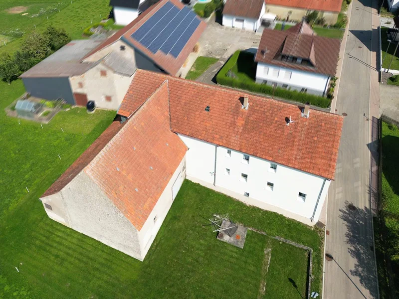  - Haus kaufen in Bopfingen - Ihr Traum vom Landleben: Großzügiges Bauernhaus in Oberriffingen