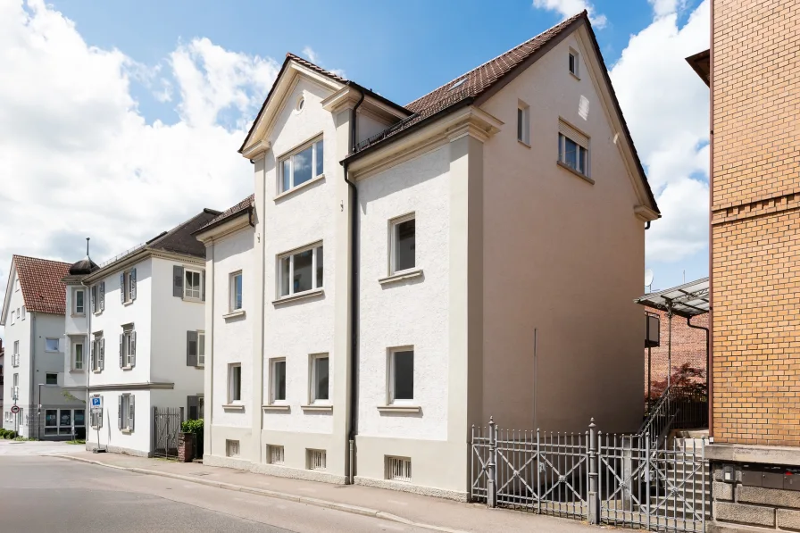  - Haus kaufen in Göppingen - Stadthaus: Maisonette-Wohnung und Geschäftsetage (Kanzlei/Praxis)