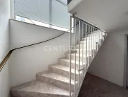 Treppe UG