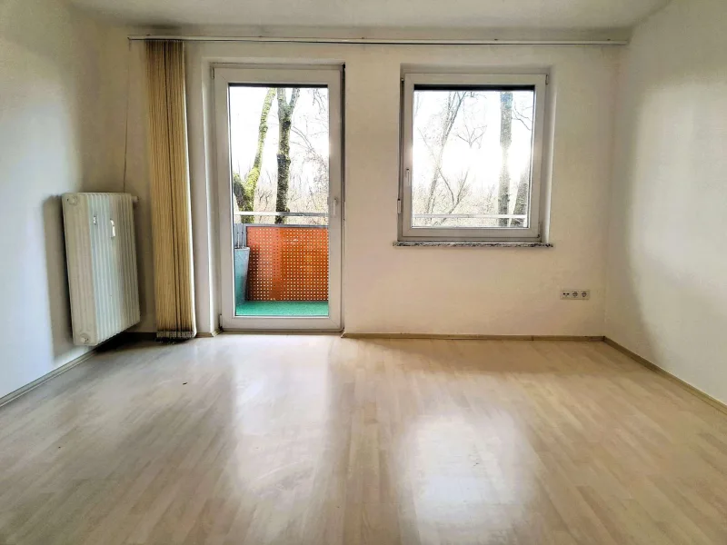 Wohnzimmer Blick Südbalkon