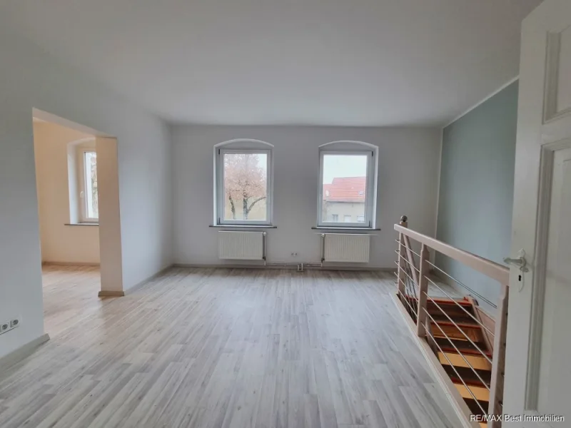 Zimmer 3 OG+ Treppe zum EG