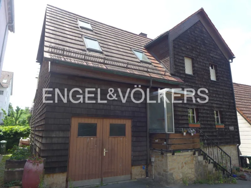 Außenansicht - Haus kaufen in Tübingen - Ehemaliges Bauernhaus in Randlage • mit Potential