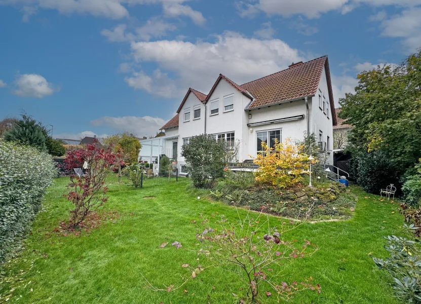  - Haus mieten in Bad Nauheim-Wisselsheim - Charmante Doppelhaushälfte mit Garten