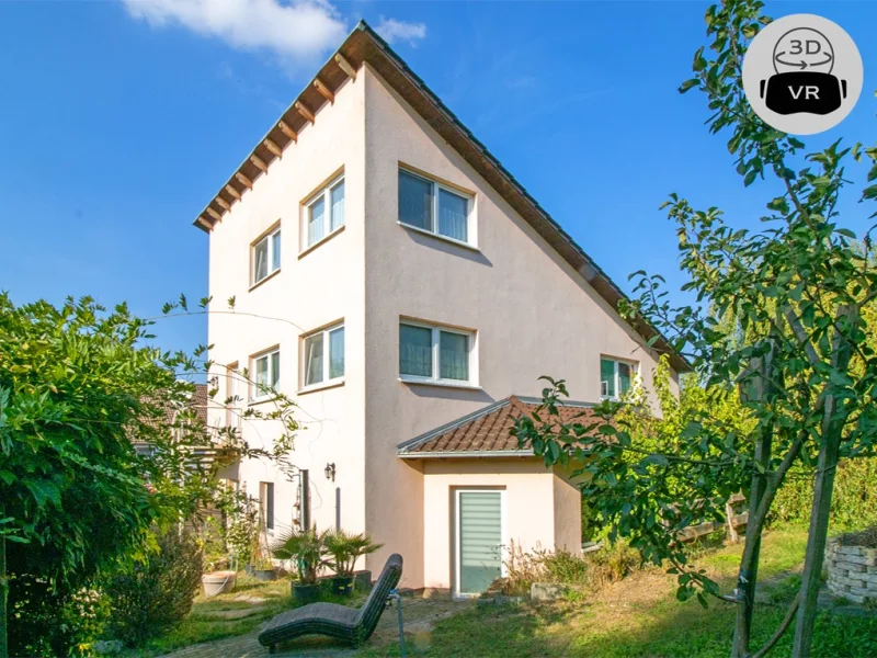 Ansicht - Haus kaufen in Rüdersdorf - Zwei Häuser, ein Grundstück: Mit Mieteinnahmen als Bonus