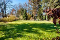 Großer Garten mit ausreichend Platz für weitere Bebauung