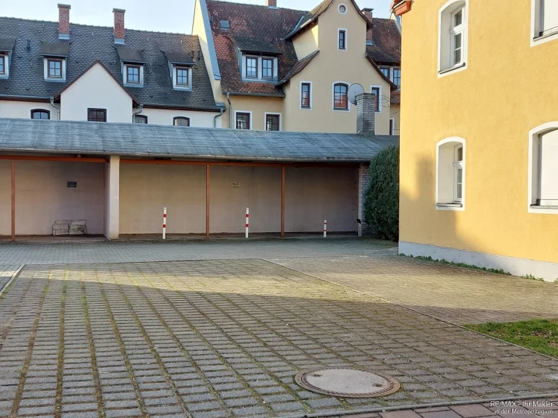Stellplatz - Sonstige Immobilie mieten in Stein - 2 KFZ-Stellplätze zu vermieten