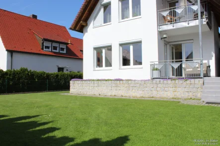 Garten - Wohnung mieten in Nürnberg - Toll ausgestattete 3-Zimmer-Wohnung mit wunderschönem Garten