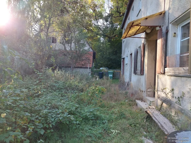 Scheune von hinten - Grundstück kaufen in Pommelsbrunn - Einladendes Hanggrundstück mit atemberaubendem Panorama in Pommelsbrunn